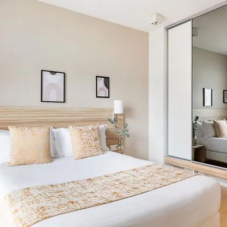 Q7 7 شقة فندقية