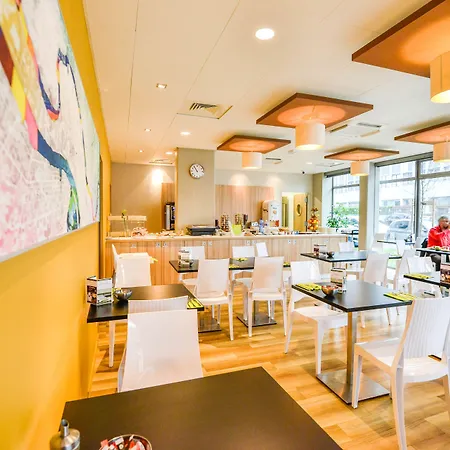 מלון דירות Q7 7