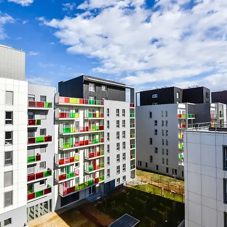 Q7 7 מלון דירות ליון