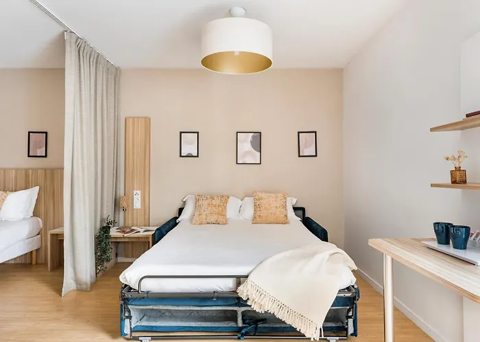 Q7 7 Appart hôtel 4*