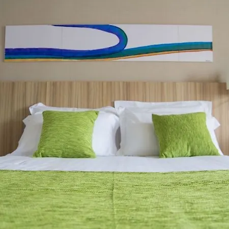 Aparthotel Q7 7